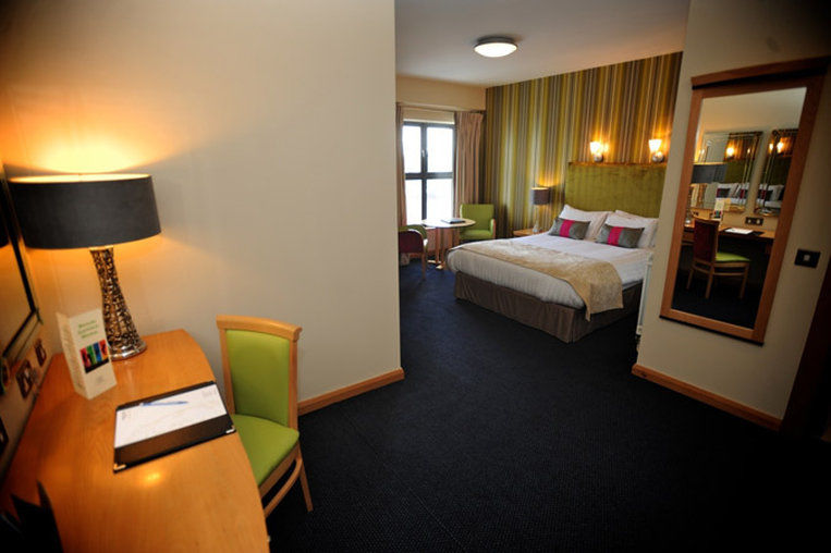 Maldron Hotel Derry Eksteriør billede